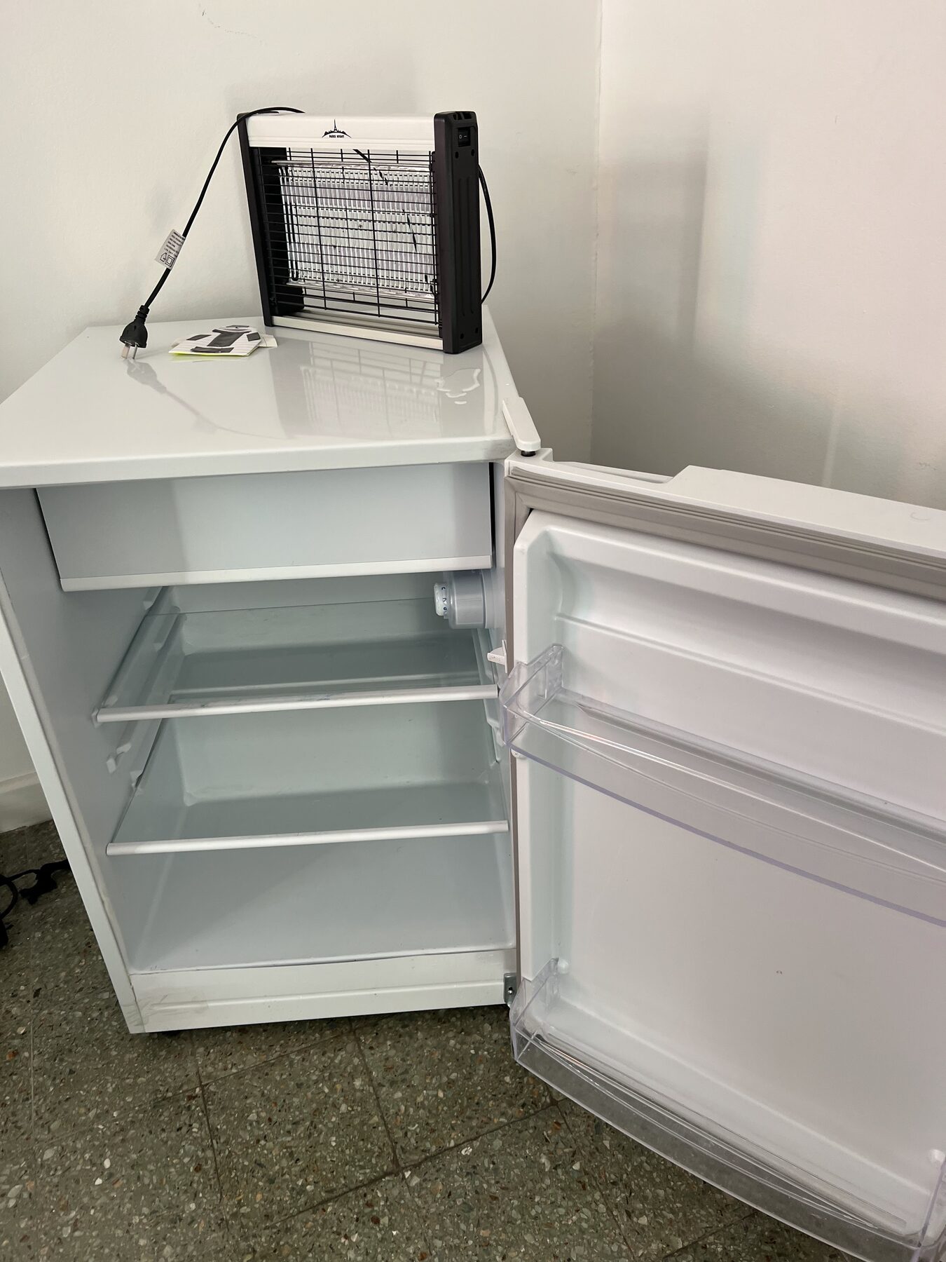 Heladera Bajo Mesada Drean HDR120F00B (Blanca)